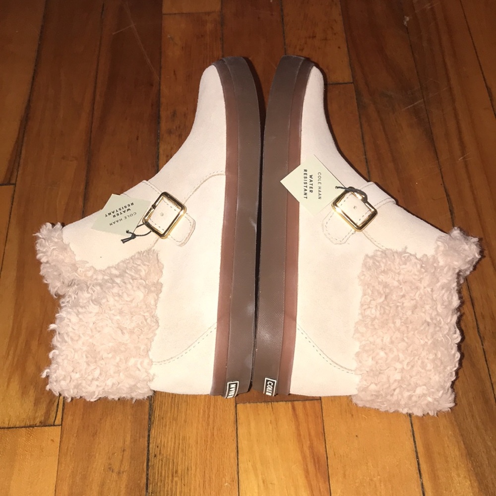 NWT💥 Cole Haan Women's Nantucket Faux Shearling Cozy Ankle Boots Sz. 8.5 - Picture 7 of 7